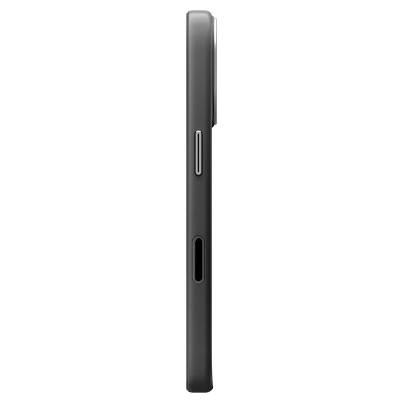 Spigen Enzo Aramid MagSafe pouzdro pro iPhone 17, karbonově černé / stříbrné
