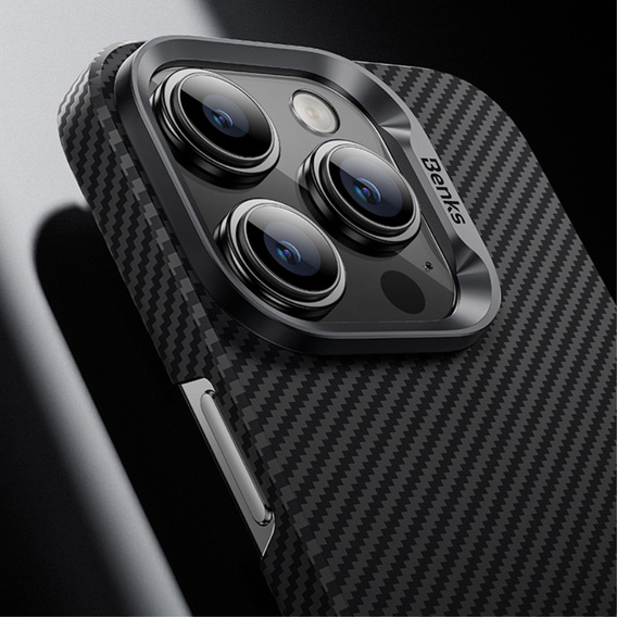 Pouzdro BENKS Kevlar pro iPhone 15 Plus, Carbon Fiber, černé