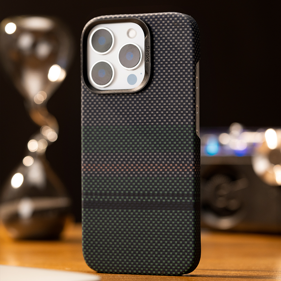 Pouzdro BENKS Kevlar Magnetic Armor Air Aurora 600D SA66 pro MagSafe pro iPhone 16 Pro Max