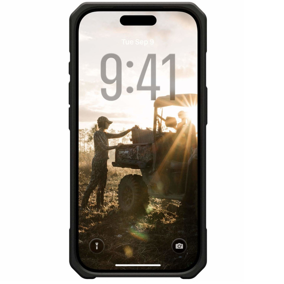 Pouzdro Urban Armor Gear pro iPhone 17 Pro Max, Monarch Pro Kevlar MagSafe, Carbon Fiber