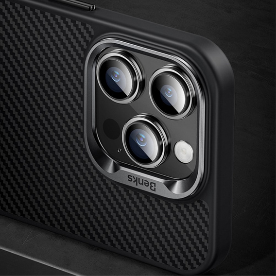 Pouzdro BENKS Kevlar pro iPhone 15 Pro, pro MagSafe, Carbon Fiber, černé