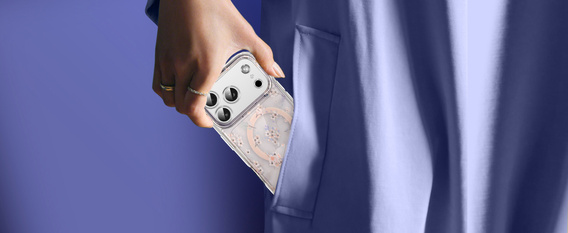 Magnetické pouzdro s květinovým laserovým vzorem pro iPhone 17 Pro Max