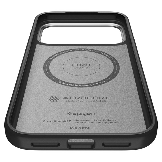 Spigen Enzo Aramid MagSafe pouzdro pro iPhone 17 Pro Max, karbonově černé / stříbrné
