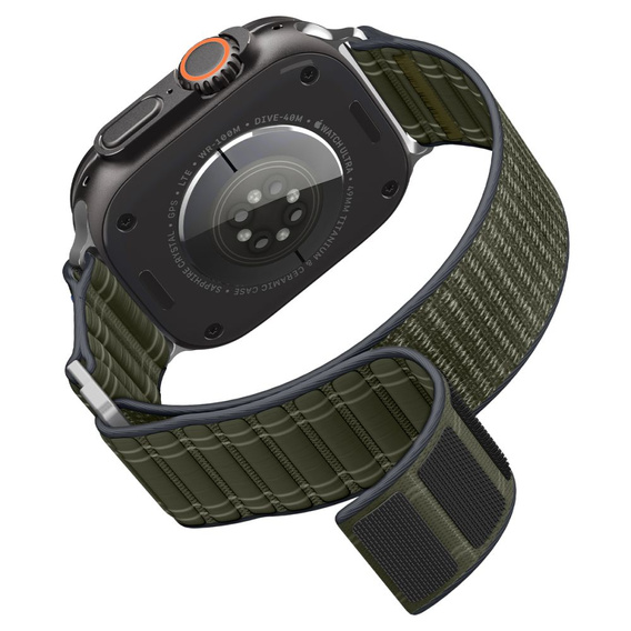 Řemínek Spigen WBF0 Band pro Apple Watch 8/9/10/11/SE/Ultra 1/2 (44/45/46/49 mm)