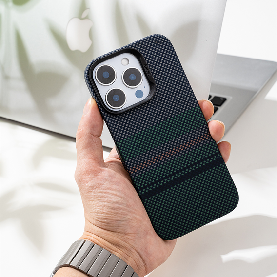 Pouzdro BENKS Kevlar Magnetic Armor Air Aurora 600D SA66 pro MagSafe pro iPhone 16 Pro Max