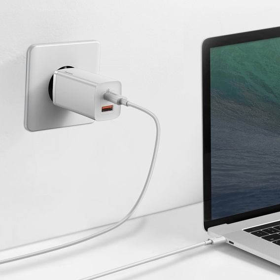 Baseus GaN2 Lite 65 W USB-C + USB-A síťová nabíječka, bílá (EU)
