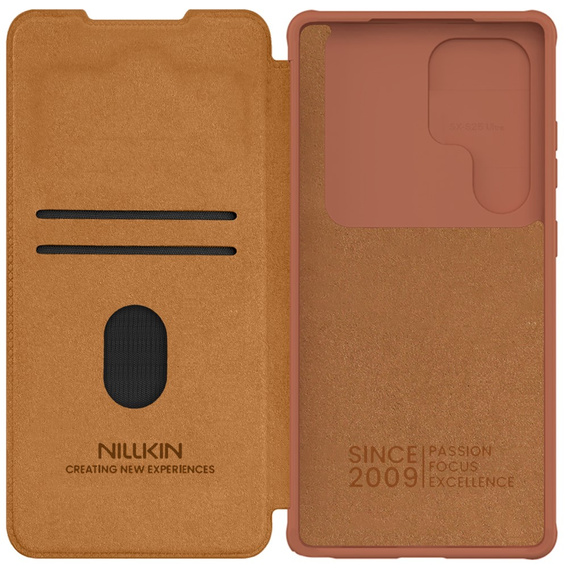 Flipové pouzdro NILLKIN pro Samsung Galaxy S25 Ultra, CamShield Qin Pro, kůže, hnědé